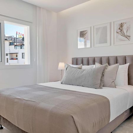 Phaedrus Living: Seaview Luxury Flat Limnaria 150 Apartment Paphos Luaran gambar