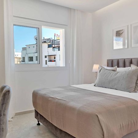 Phaedrus Living: Seaview Luxury Flat Limnaria 150 Apartment Paphos Luaran gambar