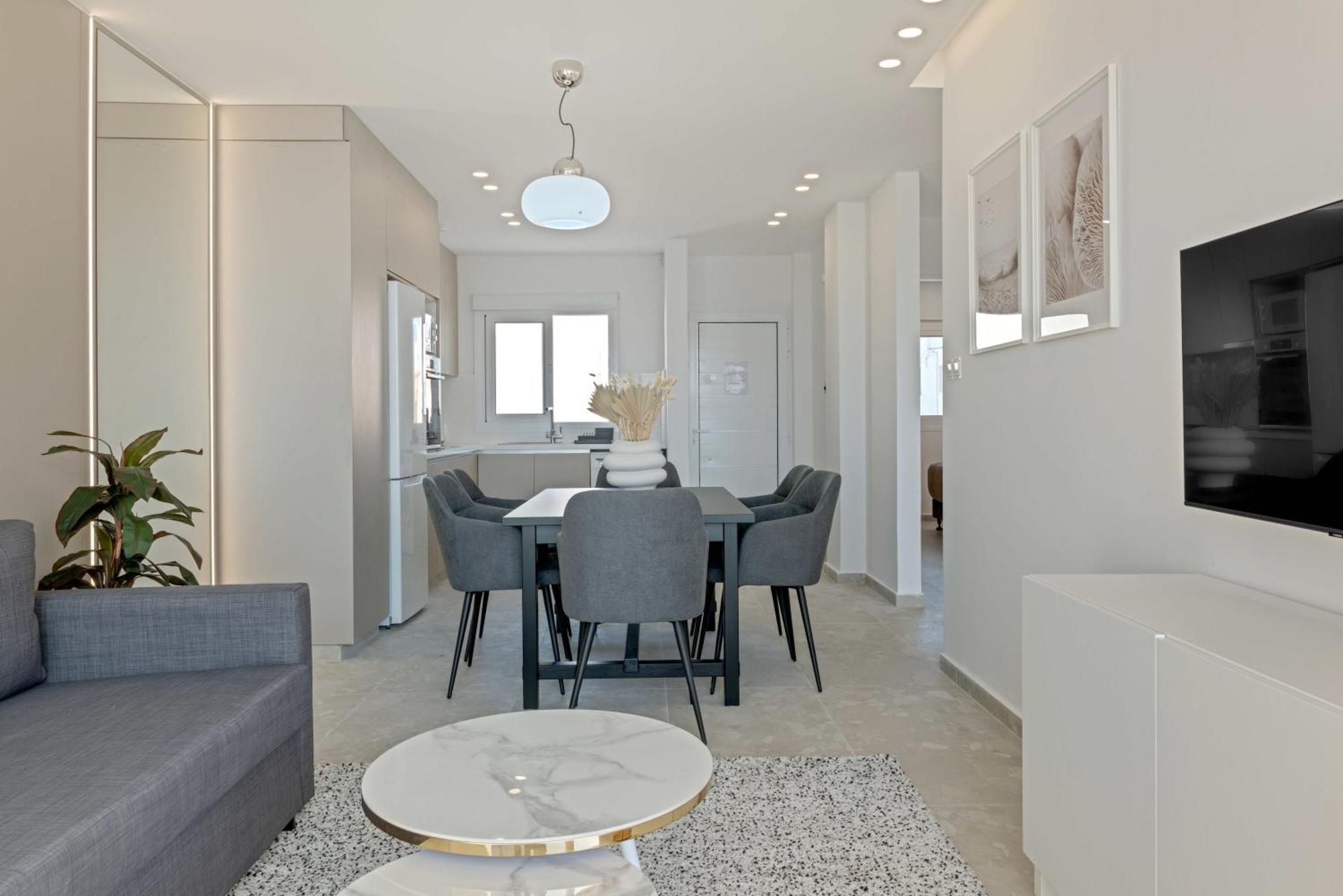 Phaedrus Living: Seaview Luxury Flat Limnaria 150 Apartment Paphos Luaran gambar